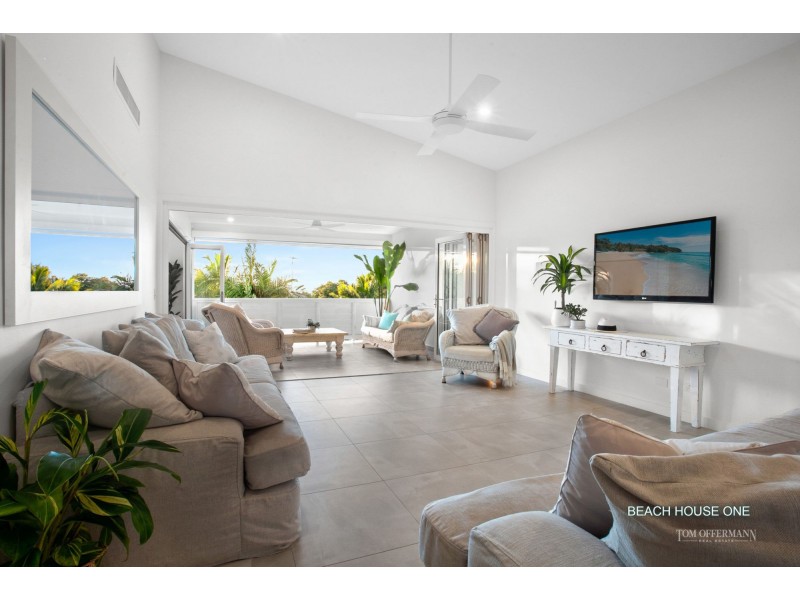 66 Southern Cross Parade, Sunrise Beach QLD 4567
