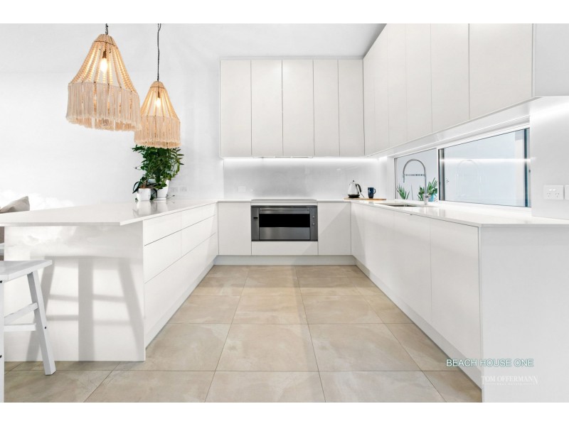 66 Southern Cross Parade, Sunrise Beach QLD 4567