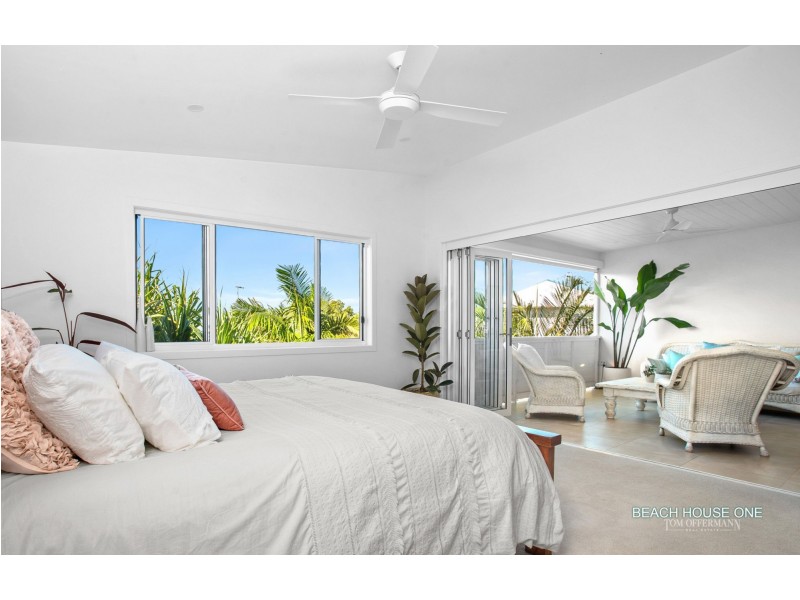 66 Southern Cross Parade, Sunrise Beach QLD 4567