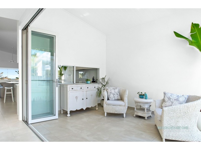 66 Southern Cross Parade, Sunrise Beach QLD 4567