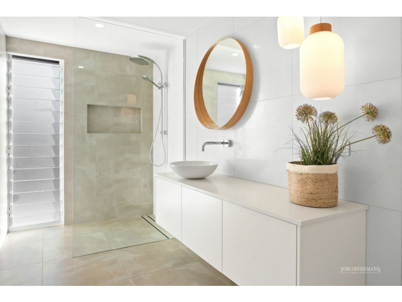 66 Southern Cross Parade, Sunrise Beach QLD 4567