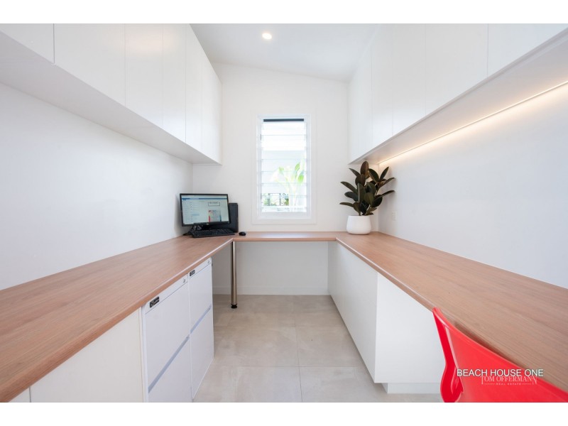 66 Southern Cross Parade, Sunrise Beach QLD 4567