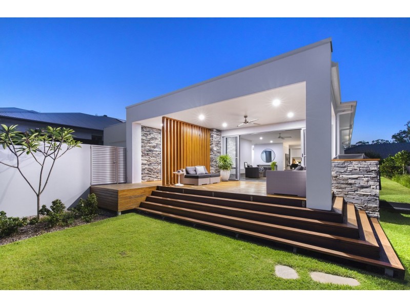 19 Rani Circuit, Noosaville QLD 4566