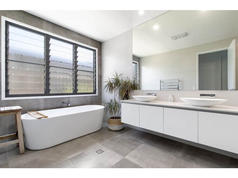 19 Rani Circuit, Noosaville QLD 4566