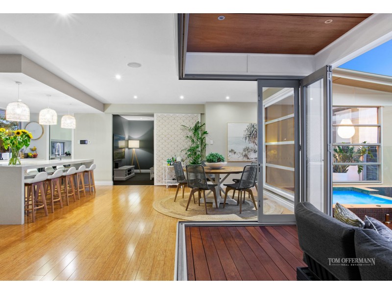 14 Coral Tree Avenue, Noosa Heads QLD 4567