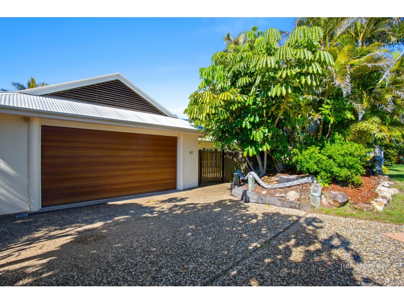 42 Mahogany Drive, Marcus Beach QLD 4573