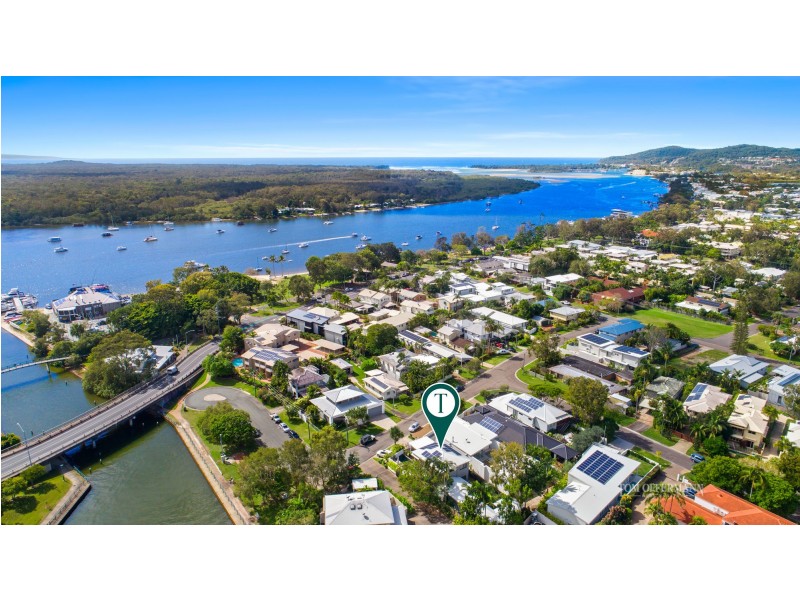 15 Laburnum Crescent, Noosaville QLD 4566