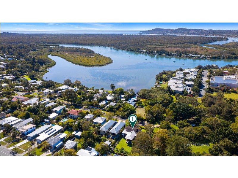 2 Ward Street, Tewantin QLD 4565