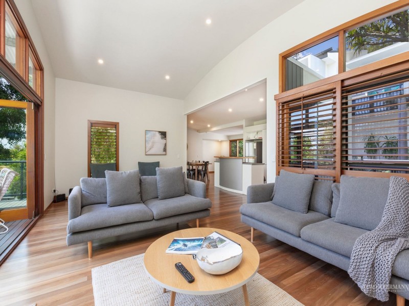 2/3 Parkedge Road, Sunshine Beach QLD 4567