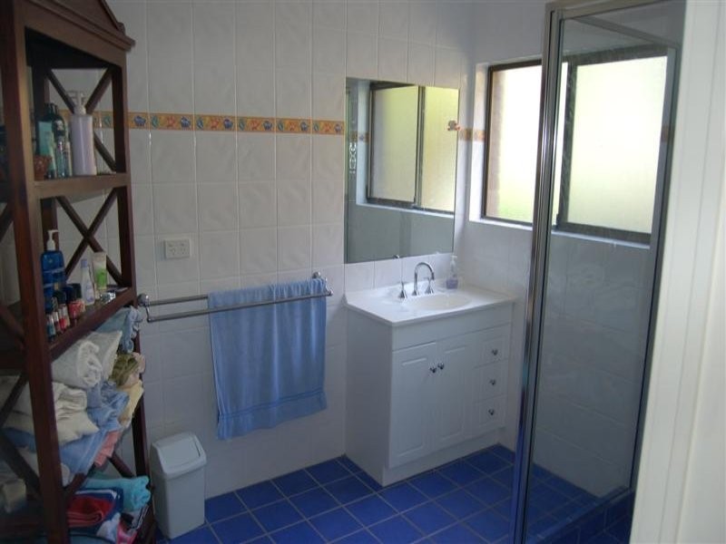 17 Dayspring Street, Sunrise Beach QLD 4567