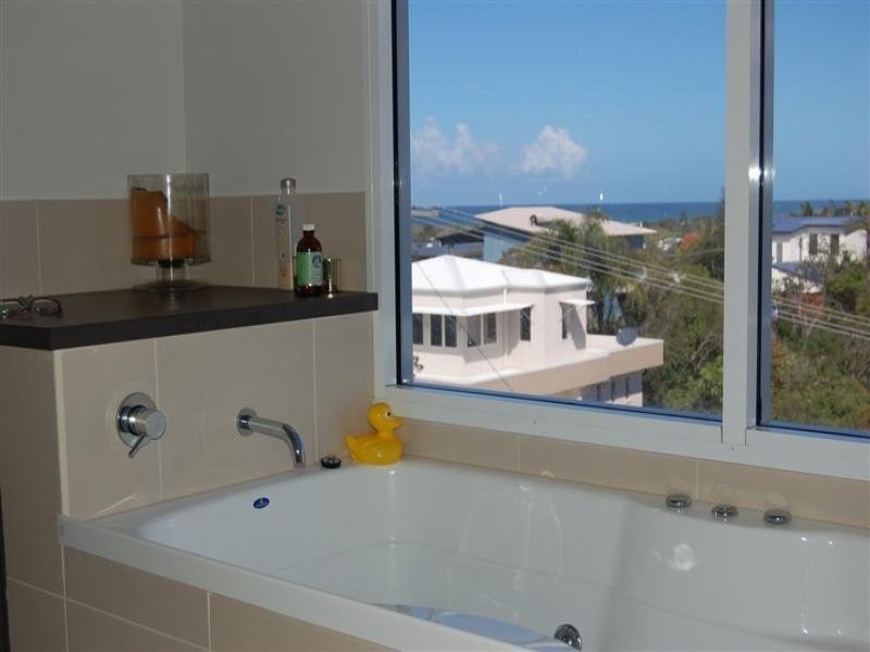 122 Lorikeet Drive, Peregian Beach QLD 4573