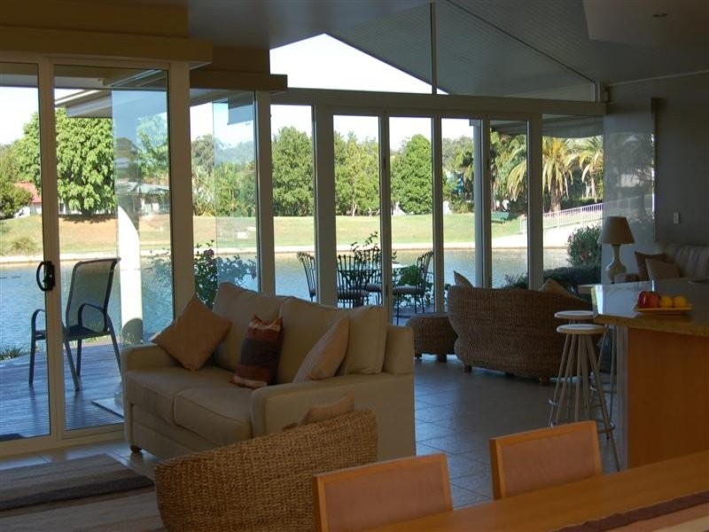 6 Masthead Quay, Noosa Waters QLD 4566