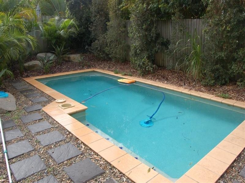 12 Defender Court, Sunrise Beach QLD 4567