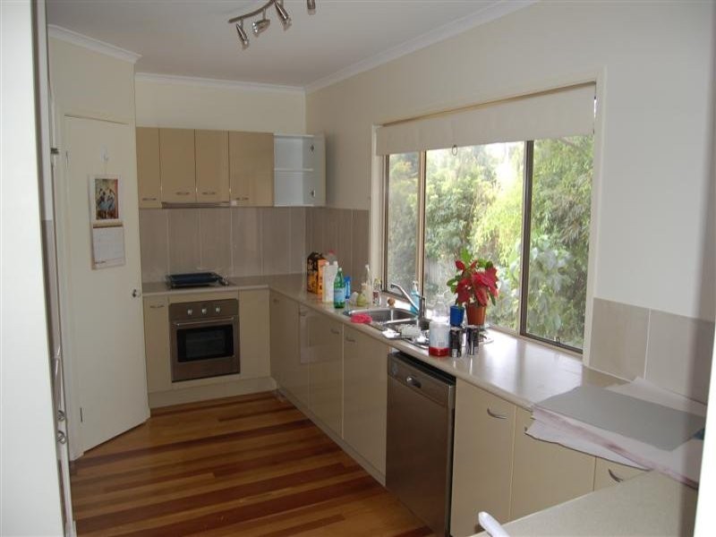 12 Defender Court, Sunrise Beach QLD 4567