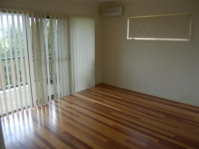 12 Defender Court, Sunrise Beach QLD 4567