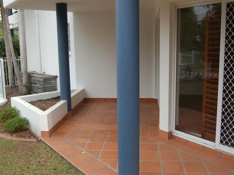 1/5 Hygieta Street, Noosaville QLD 4566