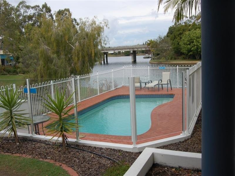 1/5 Hygieta Street, Noosaville QLD 4566