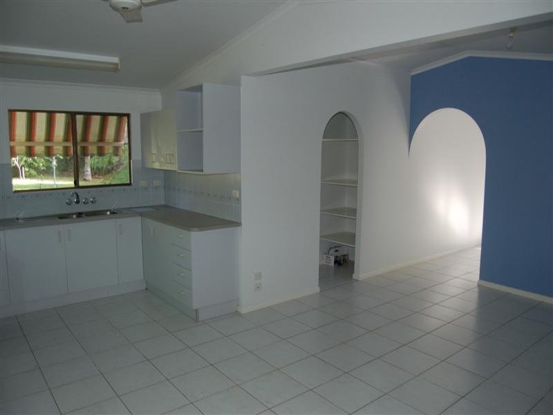 149 Dath Henderson Road, Tinbeerwah QLD 4563