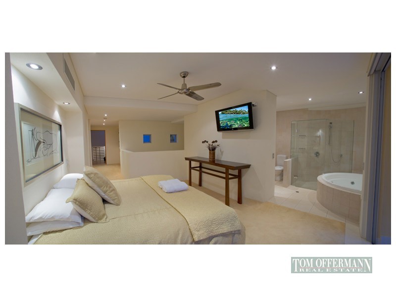 1/11 Mitti Street, Little Cove QLD 4567