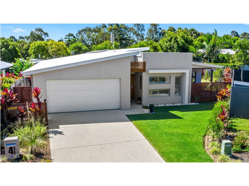 4 White Beech Road, Noosa Heads QLD 4567