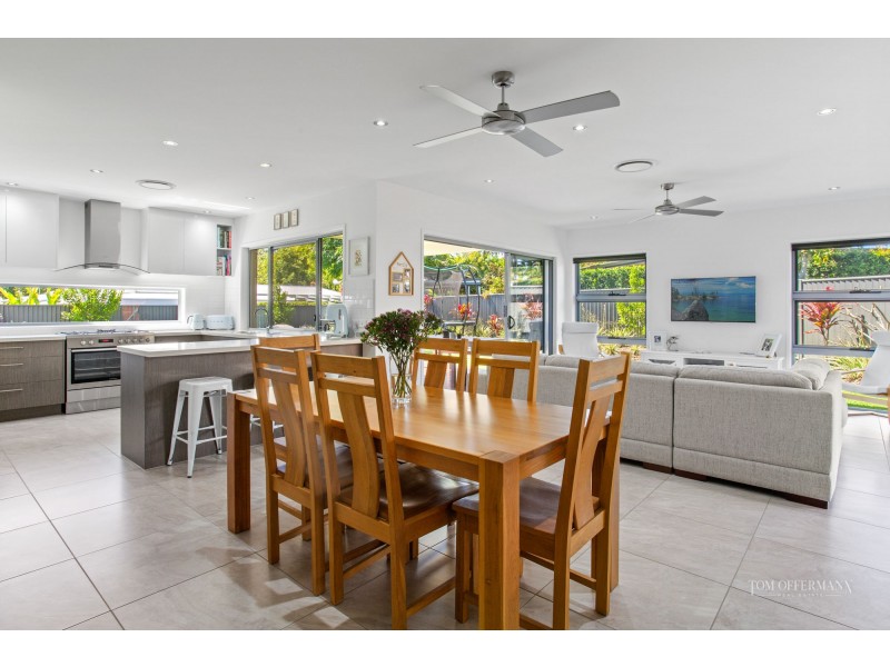 4 White Beech Road, Noosa Heads QLD 4567