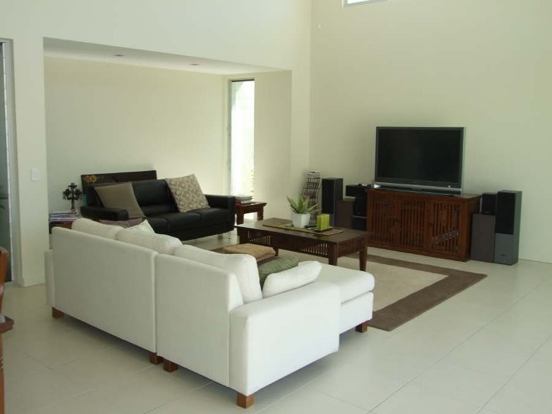 11 Regatta Cct, Noosaville QLD 4566