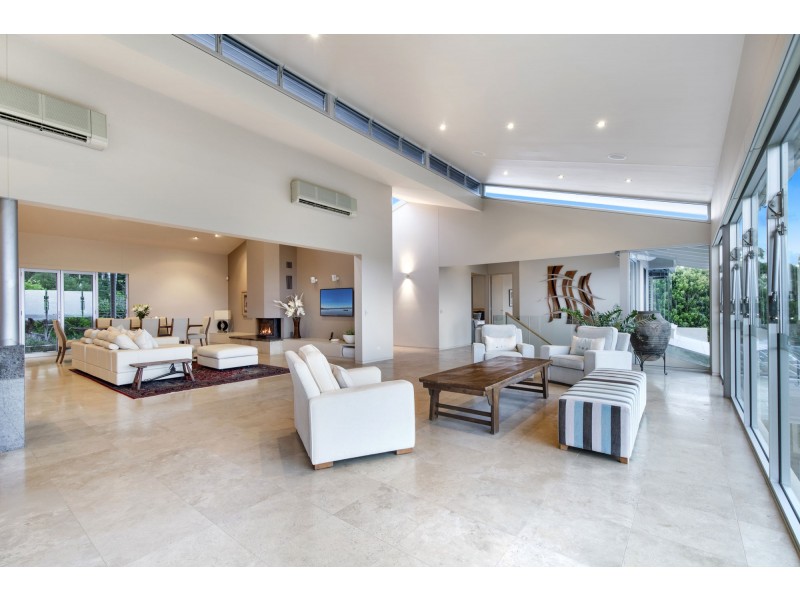 9 Brushtail Lane, Tinbeerwah QLD 4563