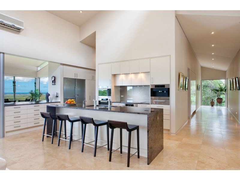 9 Brushtail Lane, Tinbeerwah QLD 4563