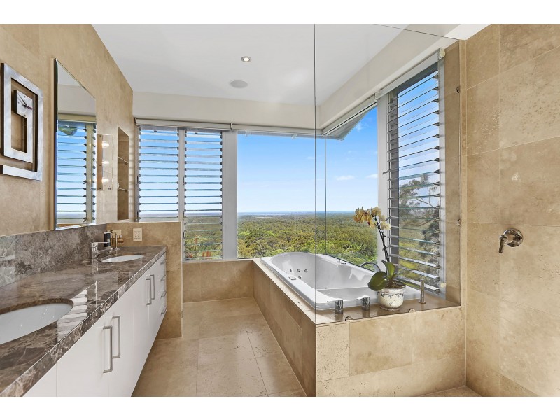 9 Brushtail Lane, Tinbeerwah QLD 4563