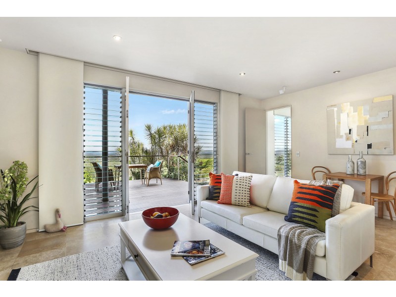 9 Brushtail Lane, Tinbeerwah QLD 4563