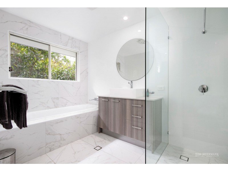17 Habitat Place, Noosa Heads QLD 4567