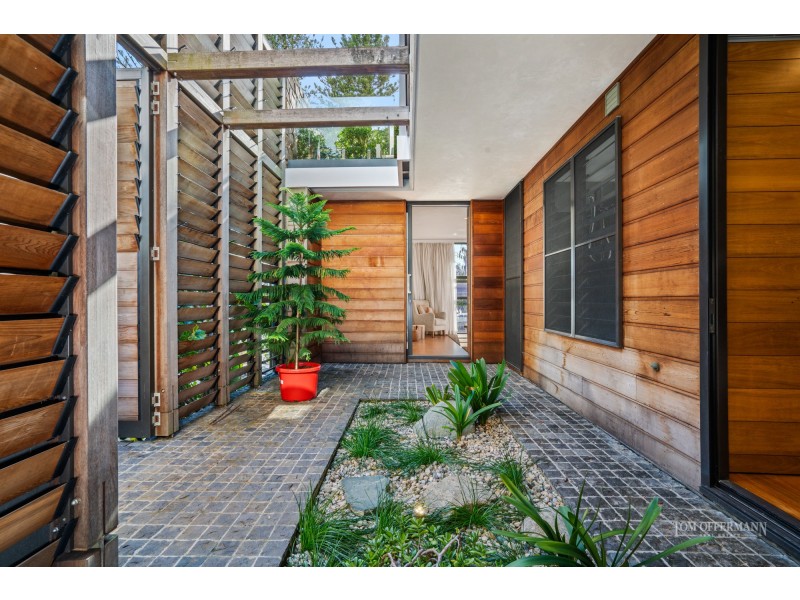 34 Park Crescent, Sunshine Beach QLD 4567