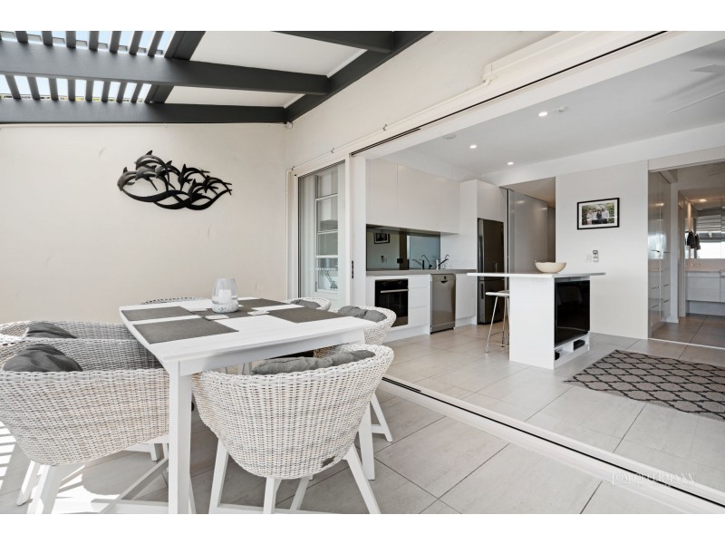 402/62 Hastings Street, Noosa Heads QLD 4567
