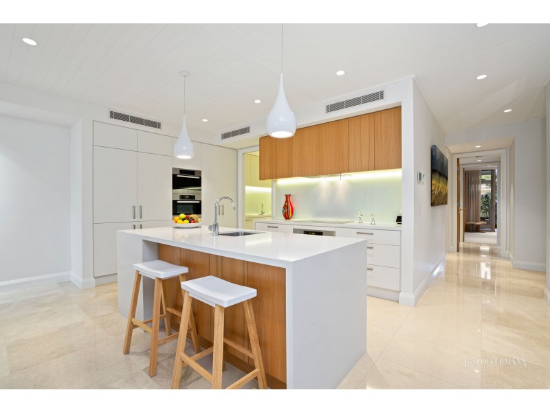 4/10 Serenity Close, Noosa Heads QLD 4567