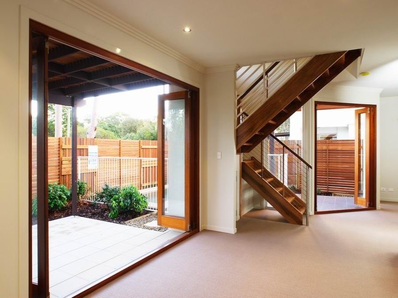 5/2 Lake Weyba Drive, Noosaville QLD 4566
