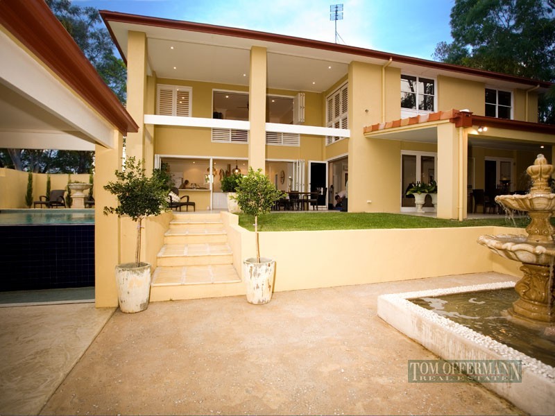 8 Starboard Ave, Noosaville QLD 4566