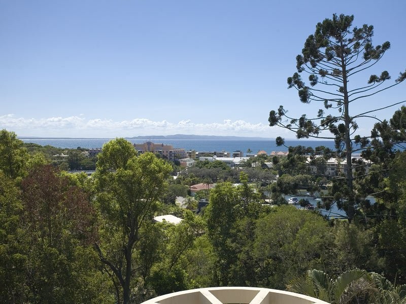 9/2 Noosa Drive, Noosa Heads QLD 4567