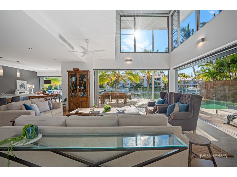 18 Cooran Court, Noosa Heads QLD 4567