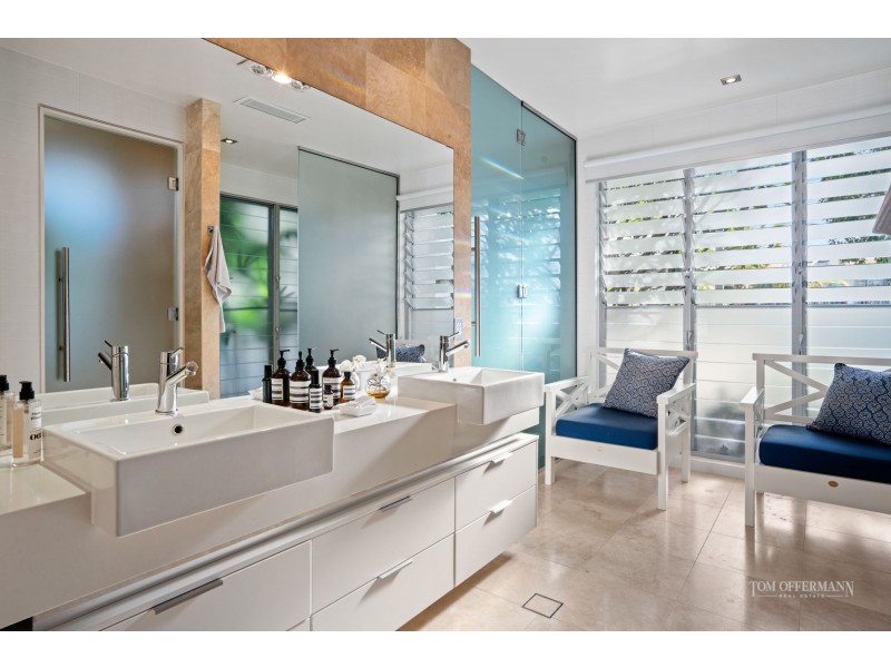 18 Cooran Court, Noosa Heads QLD 4567