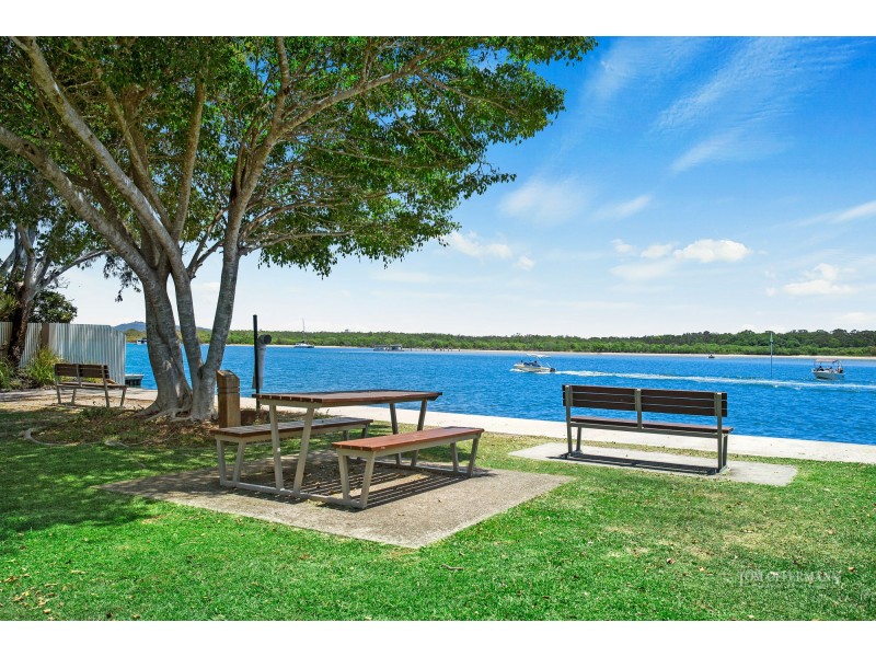 4/19-21 Russell Street, Noosaville QLD 4566
