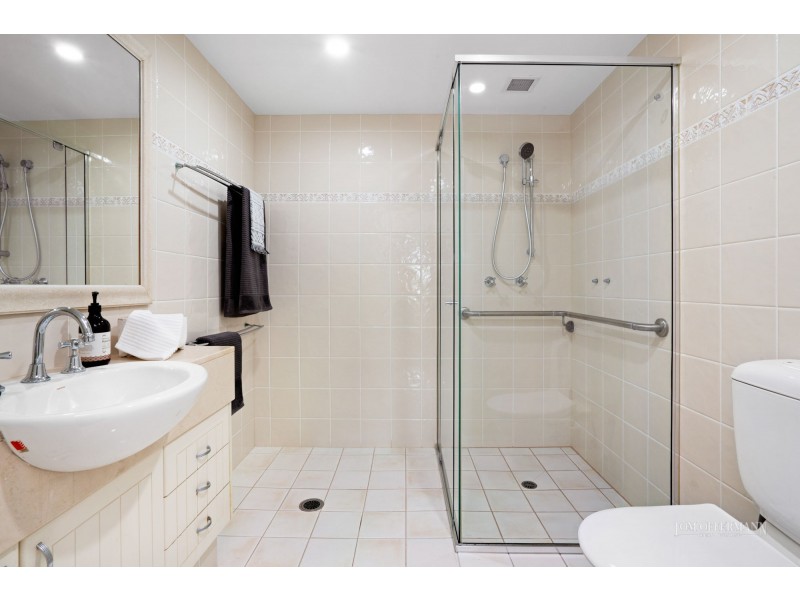 4/19-21 Russell Street, Noosaville QLD 4566