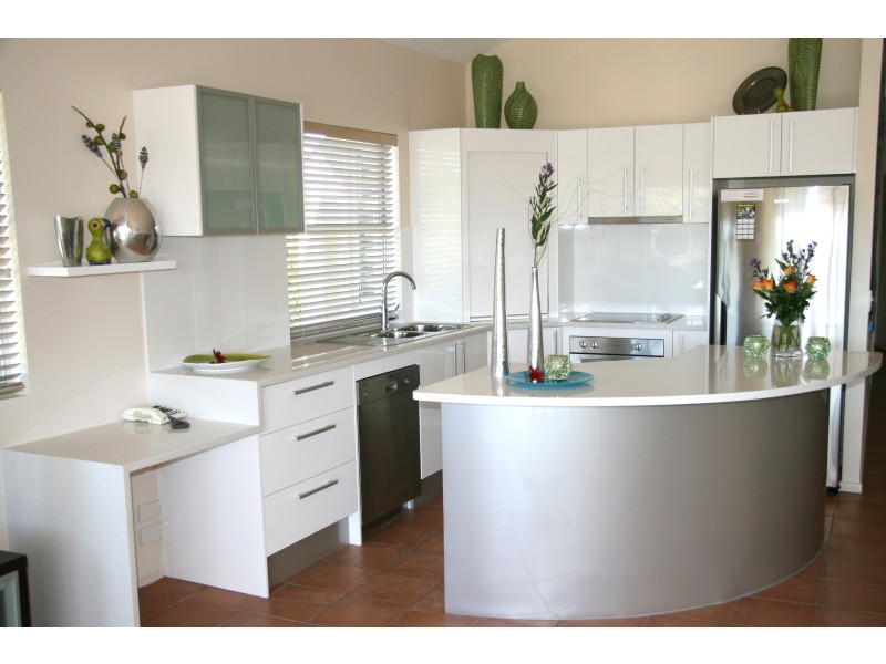 3/11 Russell Street, Noosaville QLD 4566