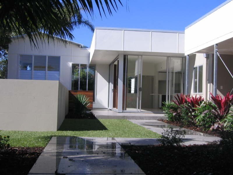 13 Commodore Ct, Sunrise Beach QLD 4567