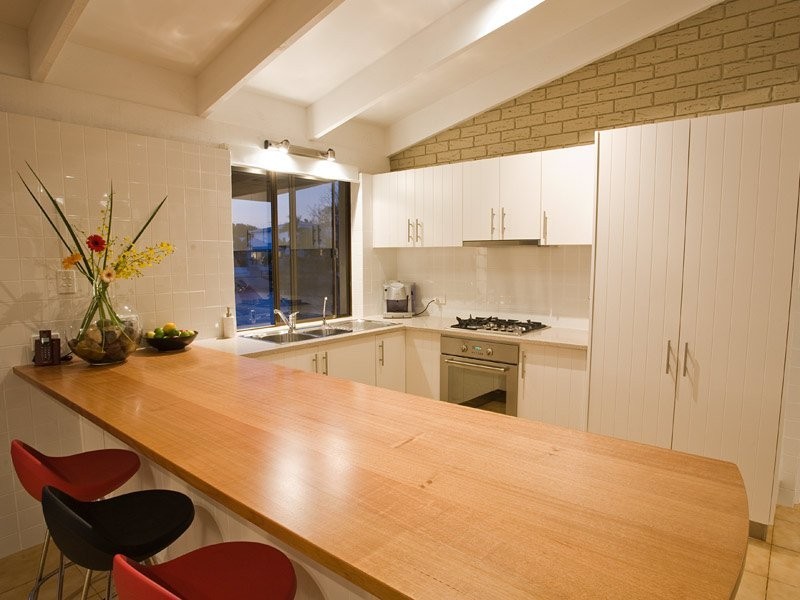 7 Wyuna Drive, Noosaville QLD 4566