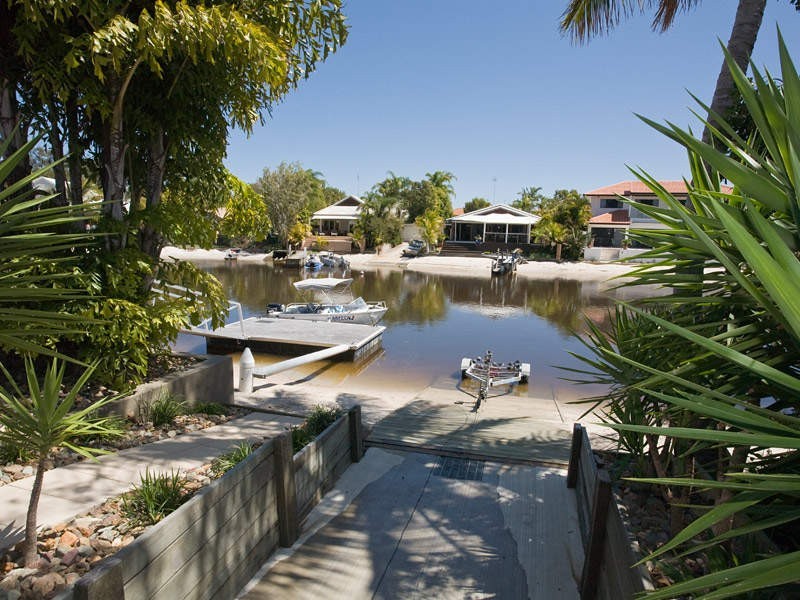 7 Wyuna Drive, Noosaville QLD 4566