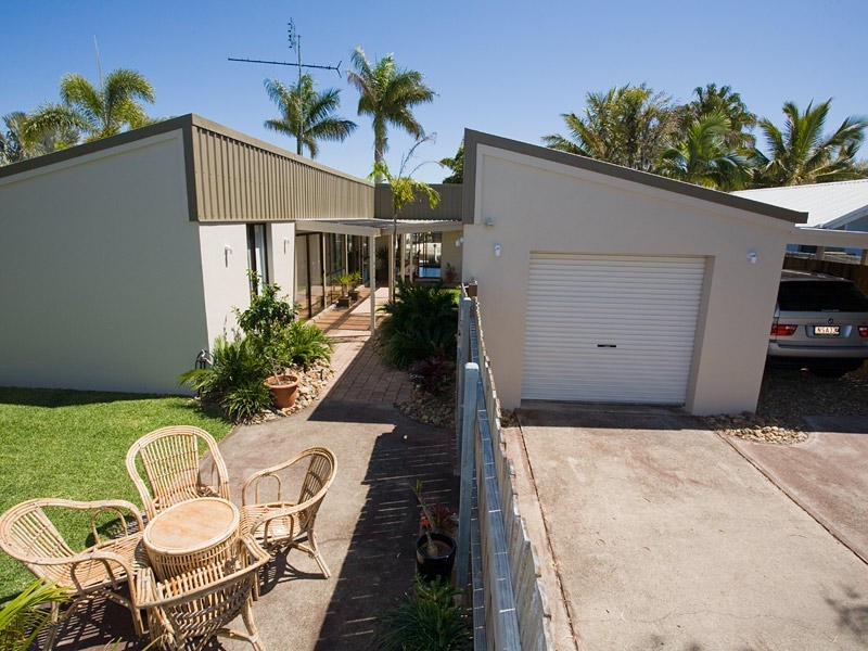 7 Wyuna Drive, Noosaville QLD 4566