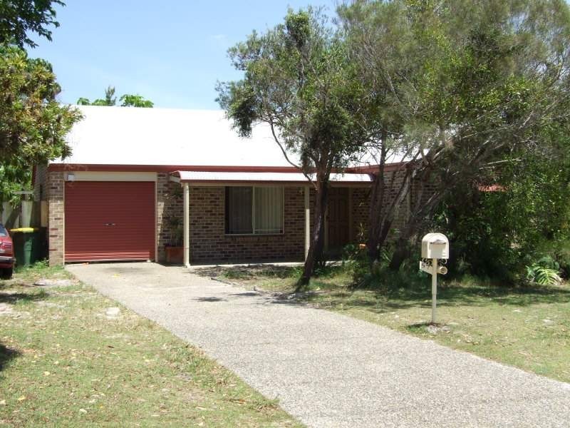 57 Dame Patti Drive, Sunrise Beach QLD 4567