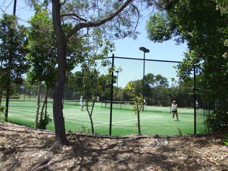 57 Dame Patti Drive, Sunrise Beach QLD 4567