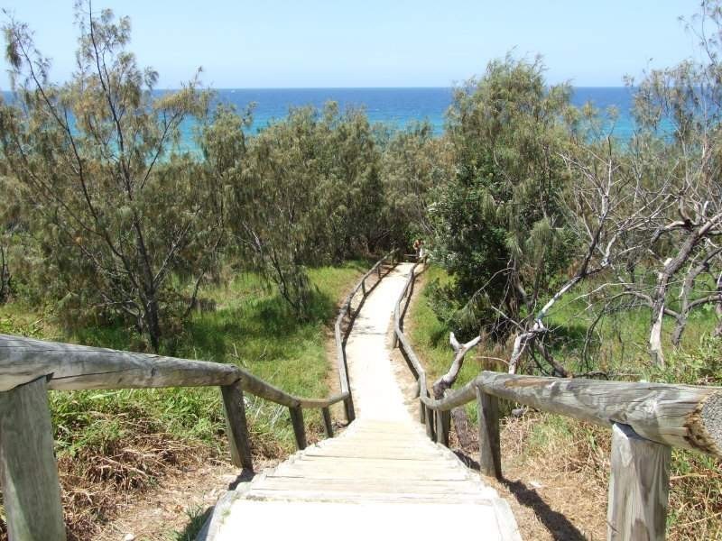 57 Dame Patti Drive, Sunrise Beach QLD 4567