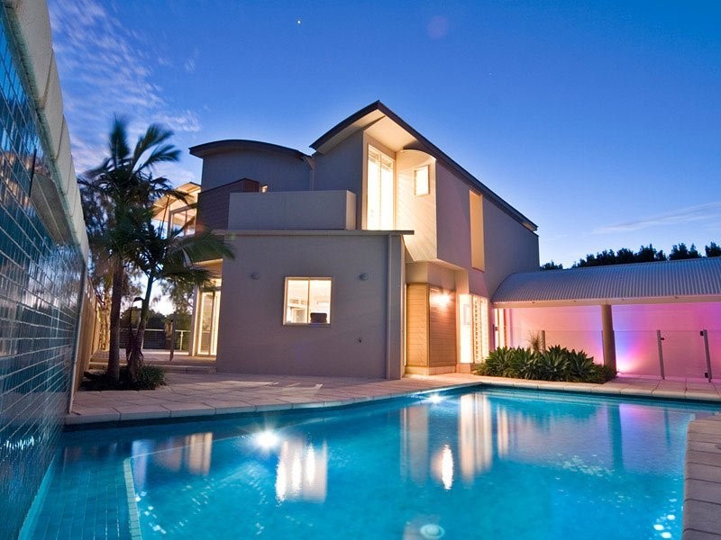 4 Leeside Place, Noosa Waters QLD 4566
